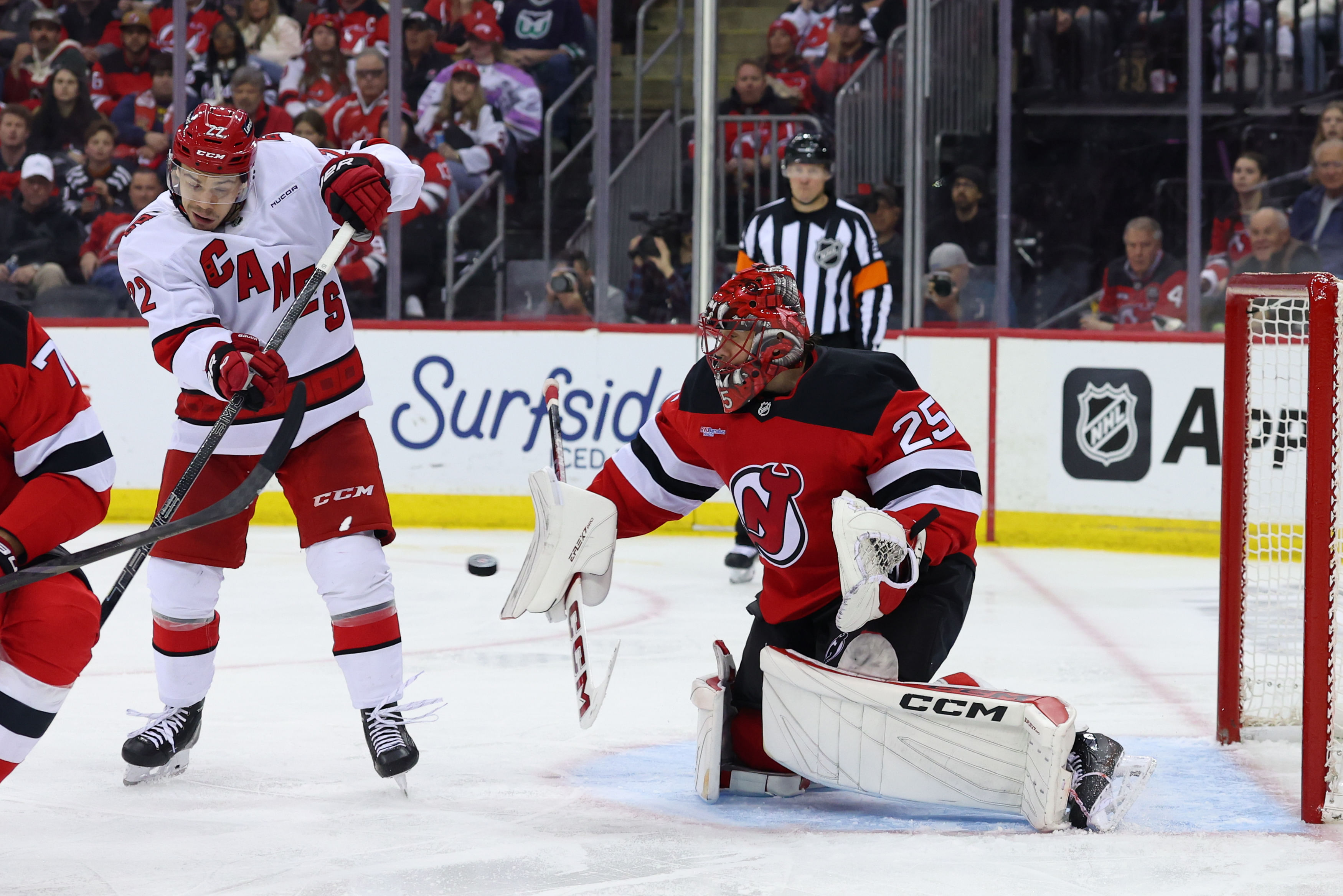 The Devils must decide if Markstrom is worth signing to an extension - Source: Imagn